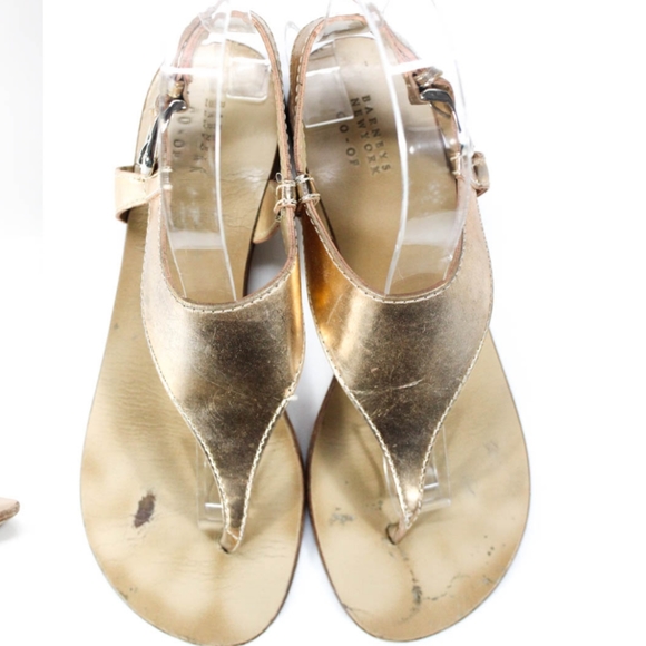 CO OP BARNEYS NEW YORK ROSE GOLD T-STRAP SAndals 6 - Picture 2 of 4